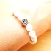 MG2084 Ny design 8 mm White Monnstone Tree of Life Charm Armband Womens Handgjorda Yoga Mala handledsmycken