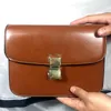 Axelväskor vintage kvinnors syntetiska pu läder crossbody casual messenger väska klaff mode handväska liten bärbar handväska