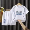 Nya klädbarnssportboll pojkar korta ärm set set baby basket kostym sommar tank topp shorts