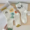 Chaussettes de Style coréen pour femmes, tendance, mode, dessin animé, filles mignonnes, décontractées, coton absorbant la sueur, broderie d'équipage, printemps