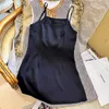 Grundläggande avslappnade klänningar Designer Märke MIU Style Grey Diamond Studded ärmlös klänning med en designkänsla, grov tweed Löst a-line kjol, ny hösttank topp kjol 80D1