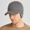 Береты мужские зимние с козырьком и полями-ушанками, шапка-бини, вязаная шапка с утепленной плюшевой подкладкой и черепом
