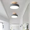 Luzes de teto Nordic Lâmpada Macaron Madeira LED Luz Moderna Rodada Metal para Quarto Sala de estar Decoração Iluminação
