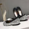 Espadrilles japonaises Tabi Ninja pour femmes, chaussures décontractées, mocassins plats à paillettes scintillantes, mocassins à nœud peu profond, Oxfords