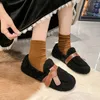 Günlük Ayakkabılar Kışta Kadınlar İçin Yünlü Yavru Giyim Düz Taban Peluş ve Tembel İnsanlar Şık Çok Yönlü Kıllı Pamuk Yaptı