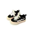 الأحذية الرياضية 2024 New Boys and Girls Canvas Shoes Autumn Childrens School Performance Shoes Baby Biscuit Bottomable Breatable Childrens Shoes 240322