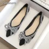 Loafers Comemore Women Elegant Fashion Women Flat Ballet Shoes Bling Crystal Bowtie puntige teen flats schoenen pompen dames zomer sandalen