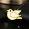 Broschen Frieden Vogel Imitation Shell Für Frauen Männer Revers Pins Schmuck Vintage Metall Abzeichen Tasche Pullover Anzug Mantel Zubehör