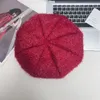 Berets retro vermelho brilhante seda para mulheres primavera e outono 2024 atmosfera mostrar rosto pequeno moda versátil pintor chapéu