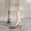 Trendige Schuhe mit hohen Absätzen, Sommer-Sandale für Damen, neuer Stil, dünner Absatz, spitze Mode, einzelne mit flacher Zehenpartie, Wrap-Back-Leer-Sandalen 240228