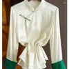 Blouses pour femmes 2024 chemise en soie blanche manteau femme Design sens petit Vintage Jacquard plat chinois bouton mûrier haut