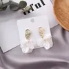Boucles d'oreilles pendantes de Style coréen pour femmes, clous d'oreilles décoratifs en fausse coquille, en forme de feuille, de luxe, doré et blanc