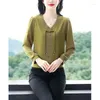 Frauen T Shirts Frühling Herbst 2024 Einfarbig V-ausschnitt Schwere Industrie Diamant Inlay Bogen Mode Lose Casual Langarm Tops