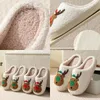 Populaire Glijvachtpantoffels Sandalen fuzzy Slides Home Harige platte sandaal Dames Schattig Pluizige slippers voor dames shearling pantoffel GAI grote maat 36-45