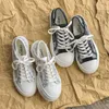 HBP icke-varumärke grossistkvinnor Casual Walking Running Shoes Fashion Sneakers White Canvas Shoes For Women Tennis Shoes