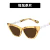 2 pcs Designer de luxe de mode évidé lunettes de soleil yeux de chat 2021 nouveaux ins lunettes de soleil personnalisées mode lunettes de soleil punk à la mode