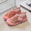 Zapatillas de deporte Zapatos casuales para niñas y niños Zapatos de verano para bebés y niños pequeños Zapatos de lona para niños Suelas blandas antideslizantes para bebés Zapatos deportivos para niños talla 21-32 240322