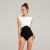 Damskie panie kąpielowe One Piece Swimsuit Elegancki brytyjski styl retro czarno -szczupłowy belly bikinis