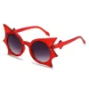 2 pcs Lunettes de soleil de créateur de luxe avec forme d'aile de chauve-souris, style décoratif mignon et personnalisé – Internet Rouge Lunettes de soleil