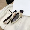 Casual Shoes Women 2024 Spring Mixed Colours Silk Ladies Flats Luksusowy płytki kobieta poślizgnąć się na biurze mokasyna dla