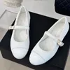 Yuvarlak Toe Woman Ballet Flats Pist Tasarımcısı Yüksek Kalite Orijinal Deri Tatlı Model 2024 İlkbahar Yaz Sıcak Satış Dışarıda Yürüyüş Yumuşak Nedensel Ayakkabı