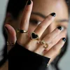 Cluster Rings Brass With 18 K Gold Zircon Black Hear Ring Women Jewelry Stuning Designer T Show Club Cocktail Party Rare Japan Korean
