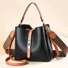 Shoulder Bags Autumn Selling High-quality Ladies Bucket Bag 2024 Net Red Hit Color Texture Single Messenger Handbag Women
