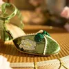 Kinesiska stylskor 2023 Vintage broderade Mary Jane Sandals Green Falbala Elegant High Heels Ladies 240320