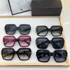 Men Sunglasses Brand designer Classic Retro Eyewear Luxury Designer Eyewear Full Frame Designers Eyewear Glasses Woman FT1082 with gift box cool polarized light