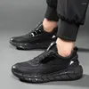 Casual Shoes Men 2024 Spring Autumn Sneakers bär resistenta snörning chunky oförstörbara modeskyddande män