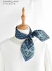Mouchoirs Bleu foncé bleu clair imprimé foulard en sergé de soie naturelle foulard mouchoir foulard petit hijab wr femmes foulards L240322