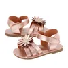 Sandálias Nascidas Bebê Meninas Verão Flor Sola De Borracha Macia Anti-Slip Berço Sapatos Casuais Crianças Andando Sapato Sandália Prewalker