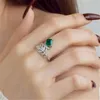 Vintage Emerald Diamond Designer Ring for Woman 925 Sterling Silver Leaf Rings 5a Zirconia Luxury SMycken Kvinnor Dagliga outfit Travel Dating Party Presentlåda Storlek 6-9