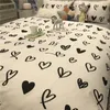 Set biancheria da letto per la casa europea Ins Loving Heart Set copripiumino morbido semplice con copripiumino lenzuolo piatto Federe Biancheria da letto 240322