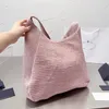 Designer simples e versátil bolsa de um ombro carta bordada mulheres compras axilas sacos tecido casual grande capacidade tote balde sacos de praia