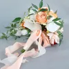 Fiori decorativi Bouquet da sposa Bouquet Rose artificiali Fiore damigelle d'onore Sposa che tiene decorazioni per feste di fidanzamento alla moda