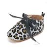 Scarpe casual con stampa leopardata glitterata First Walkers per bambine carine con suola morbida per neonati