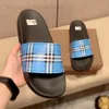 Slippers Nigerian high-quality cool mop 2023 summer LOVE letter printed rainbow checkered one word mop T240323