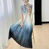 Sukienki imprezowe miyake eleganckie wydrukowane krótkie rękawa Midi dla kobiet 2024 Summer chiński styl retro żaba szczupła sukienka