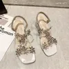 Klänningskor sommar säljer som mode kvinnor sandal kristall blomma dekoration chunky häl kik tå bakre rem elastisk band elegant