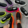 Skor neon färg slipon skor kvinnor sommarsträcka tyg sneaker sportiga platta loafers lätt vikt bekväm promenad tennis kvinna