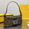 Torby wieczorowe Nowe 202f moda klasyczna torba designerska torebka skórzana torebka damska retro sprzęgło torebki na ramię wytłaczana torba crossbody