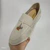 Casual Schuhe Wildleder Männer Müßiggänger Sommer Spaziergang Frühling Herbst Mode Kausalen Mokassins Leder Metall Anhänger Flache Faul SlipOn Maultiere