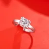 100% Real 925 Sterling Silver Moissanite Rings 클래식 4 프롱 설정 웨딩 약혼 파티 반지 보석 2ct 실험실 다이아몬드 반지