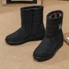 Stiefel Neue Frauen Schneestiefel wasserdicht und Fleece -Knöchelstiefel verdickten Baumwollschuhe im Winter nicht überrutschte Baumwollstiefel große Größe