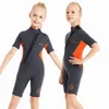 Barn surfar Wetsuit 2mm Neoprene Shorty Diving Suit For Boys Scuba Thermal badkläder Girls Thick Swimsuit Children Wet Suits 240321