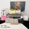 Bolsa de ombro marca desconto bolsa de axilas feminina novo estilo um pequeno quadrado versátil textura e crossbody moda simples das mulheres