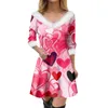 Robes décontractées Mode Femme Col V Robe Slim Saint Valentin Amour Imprimé Manches Longues Min Hiver Robes Midi 2024