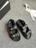 Designer Designer Sandalo Canale Spesso Piattaforma Slides Sandali C Scarpe Flat Summer Sumpi Beach Casual Sandale Guida in pelle Guida Brand di alta qualità 35-41