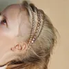 Grampos de cabelo femininos exóticos multicamadas cristal strass borla bandana/acessório para festa de casamento mostrando